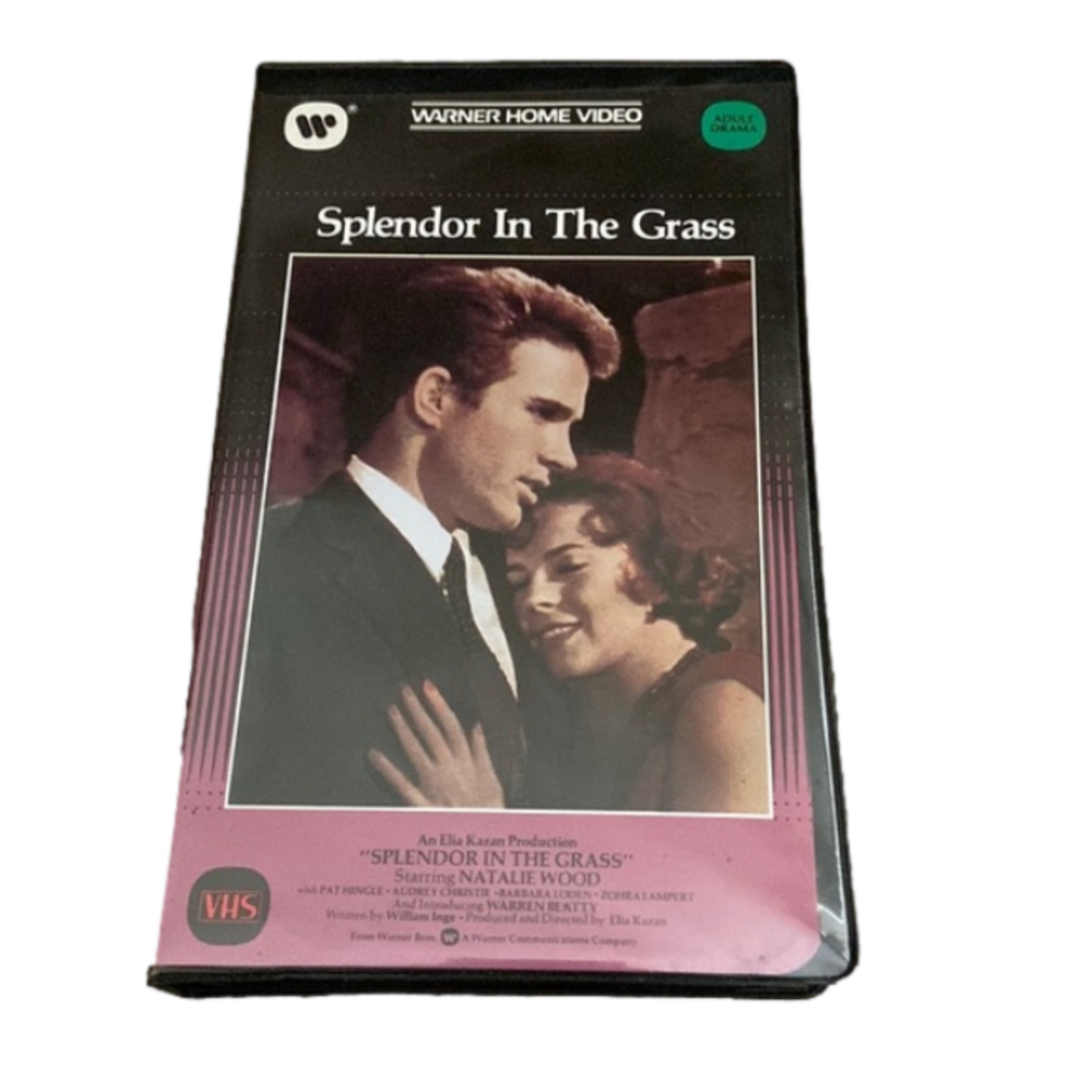VHS Splender in the Grass VHS Tape in Clam Shell Case. Starring Natalie Wood